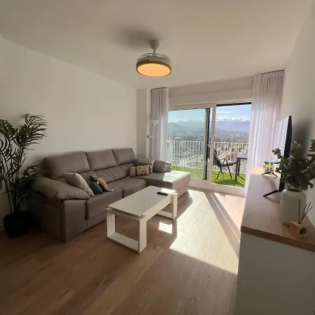 Sky Mirador De غرناطة